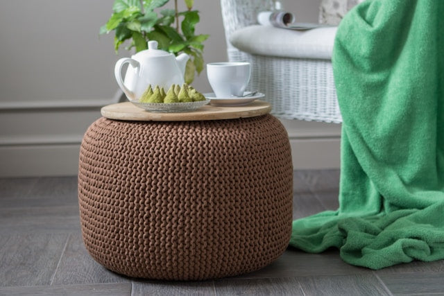 Round Pouf Ottomans: What to Consider Before Choosing a Soft Footrest