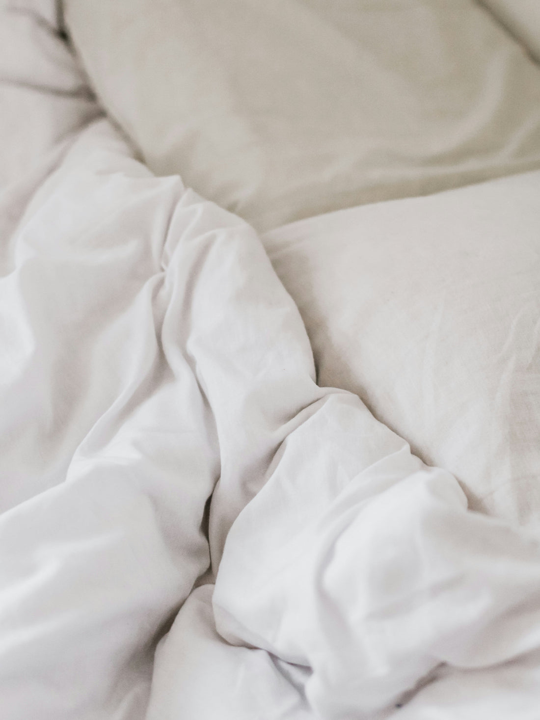 Lightweight Bedspreads: When They Work Best for Everyday Bedding