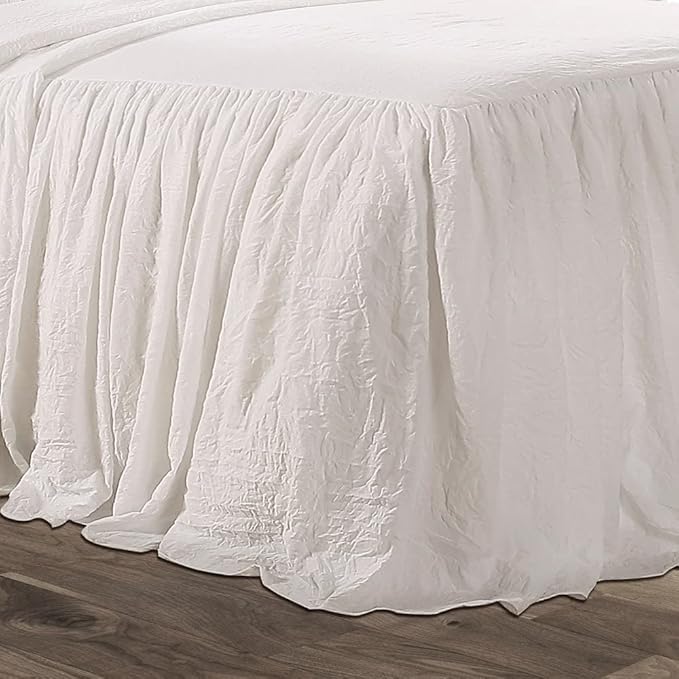 Lush Decor Ruffle Skirt Bedspread Set - 3-Piece Luxurious Farmhouse Bedding - Elegant Ruffle Detail - Timeless Style - Soft Lightweight Sheets - Queen, Navy