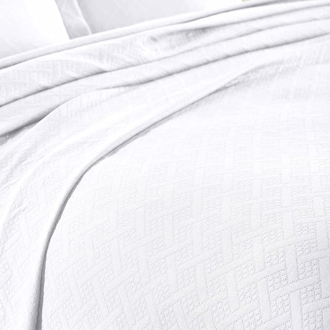 Superior 3 Piece Basketweave Cotton Bedspread Set, Home Bed Decor, Decorative Bed Spread, 2 Pillow Shams, Medium Weight Blanket, Matelasse Coverlet Bedding, Geometric Lattice Pattern, Full, White
