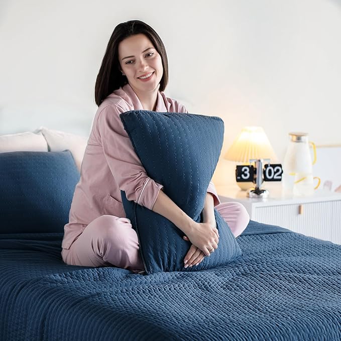 KASENTEX Queen XL Quilt Set 98"x98" – Soft Washed 3-Layer Lightweight Bedspread, Minimalist Nordic Design, All-Season Spring & Summer Quilt Set (1 Quilt + 2 Pillow Shams),Dress Dark Blue
