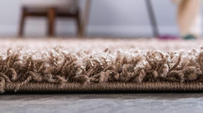 Unique Loom Solid Shag Collection Area Rug (6' 1" x 9' Rectangle, Sandy Brown)