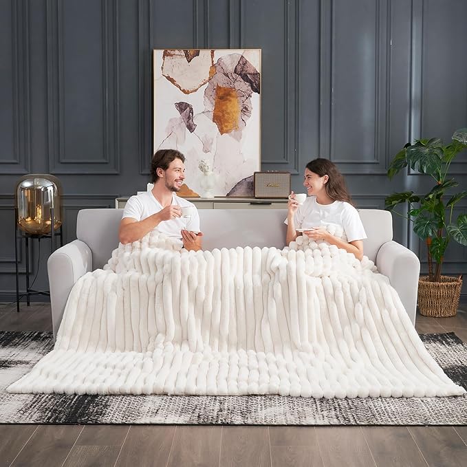 Cozy Bliss Faux Fur Throw Blanket for Couch, Cozy Warm Plush Striped Blanket for Sofa Bedroom Living Room, 50 * 60 Inches Cream White
