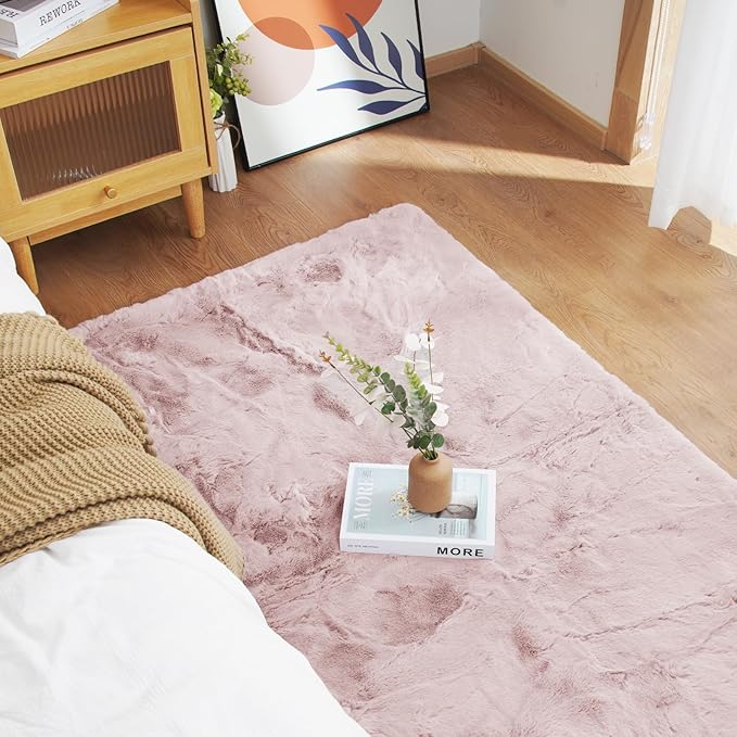 Latepis Fuzzy Light Pink Round Rug 4ft Soft Faux Rabbit Fur Washable Non-Slip Shaggy Furry Rug for Living Room Cute Throw Rugs for Bedroom Playroom Nursery Dorm