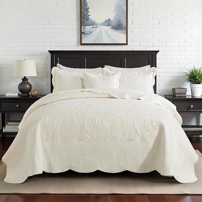 HoneiLife Oversized King Bedspreads 128x120 - California King Quilts 4-Piece, Cal King Quilt Sets,Rustic Bedding Sets King Size,Reversible Coverlets Lightweight Bedlinen Set for All Season Use-Beige