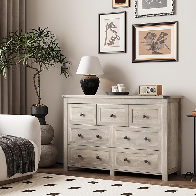 Dresser for Bedroom with 7 Drawers, Farmhouse Wood Chest of Drawers, Wide TV Stand Closet Storage Furniture with Metal Handle, Modern Clothes Organizer for Hallway, Living Room, Entryway, Light Grey